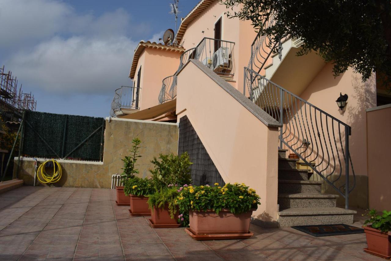 הוילה פולה Casa Rosa Dei Venti מראה חיצוני תמונה
